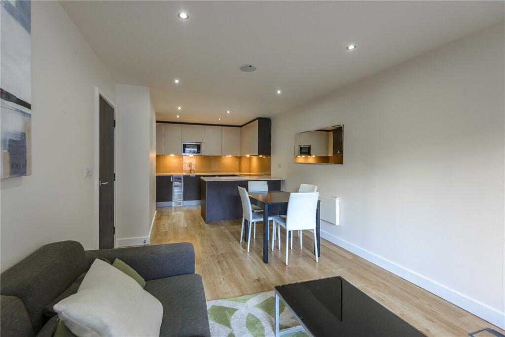 Apartment in London - View 3