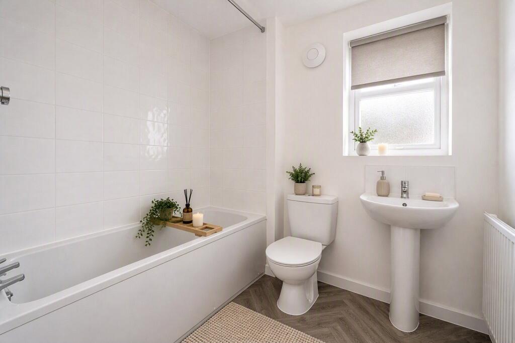House in Nuneaton and Bedworth, Warwickshire - View 5
