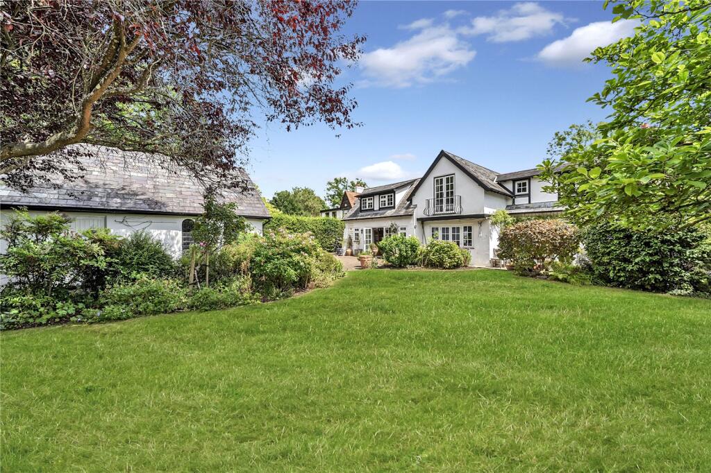 Main image of property: New Lane, Sutton Green, Guildford, GU4