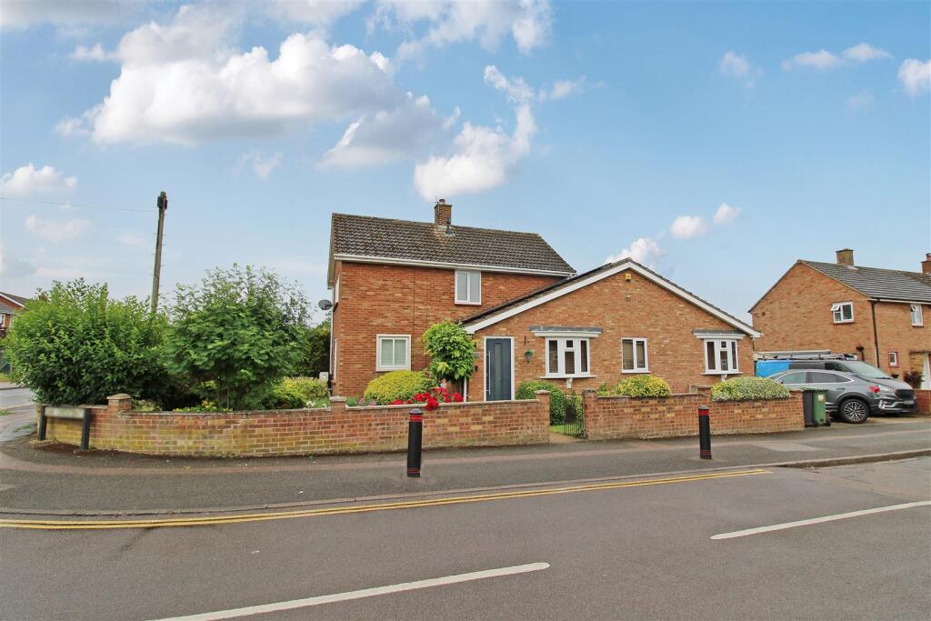 Main image of property: Oak Crescent, Biggleswade