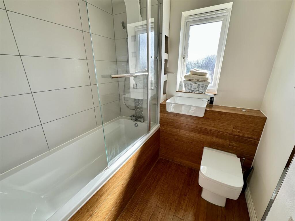 Additional image 30 of Wain Close, Alcester