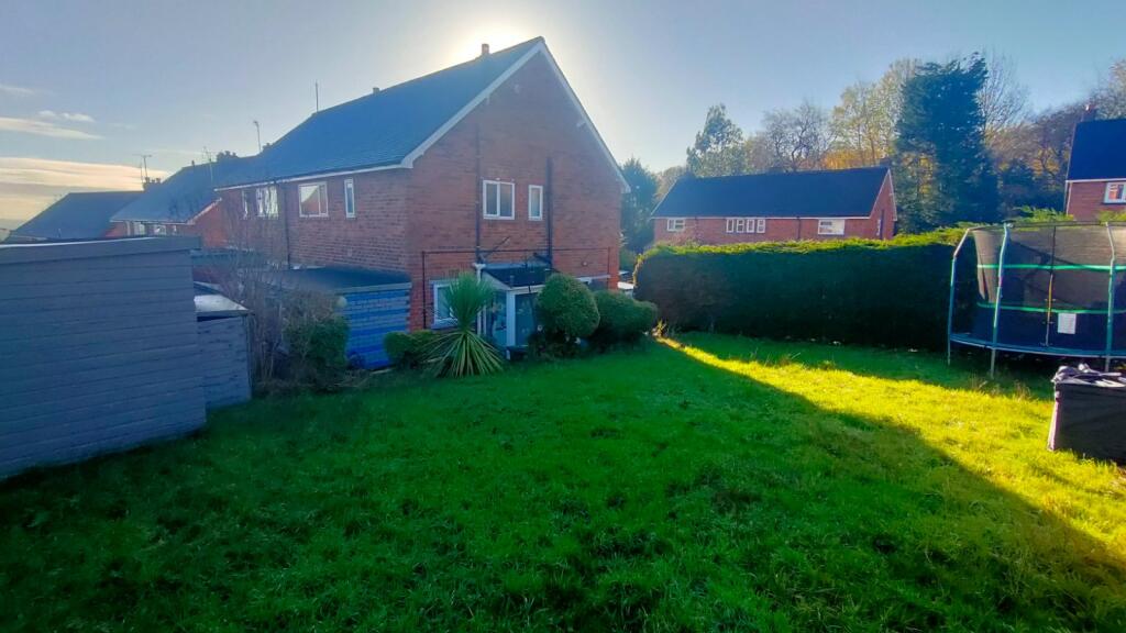 Cae Merfyn, Tanyfron, Wrexham, LL11 photo 5