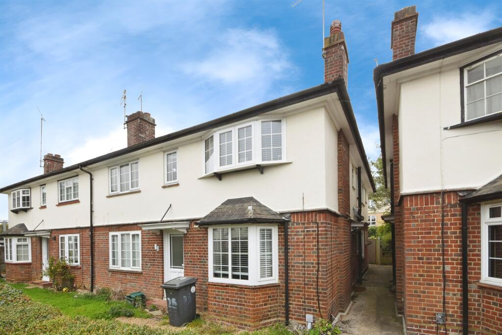 Main image of property: Hayes Close, Chelmsford