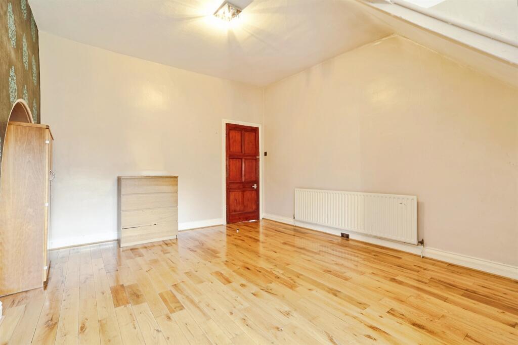 Additional image 15 of Park Grove, BRADFORD