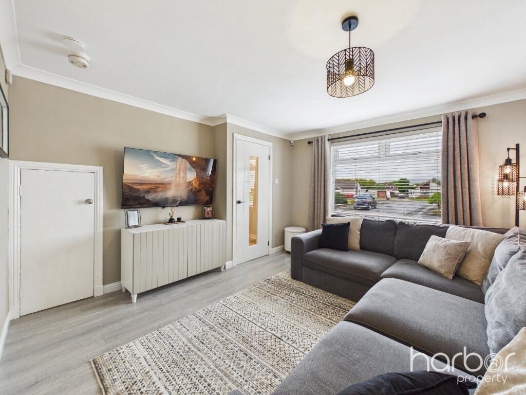 House in Glasgow - More