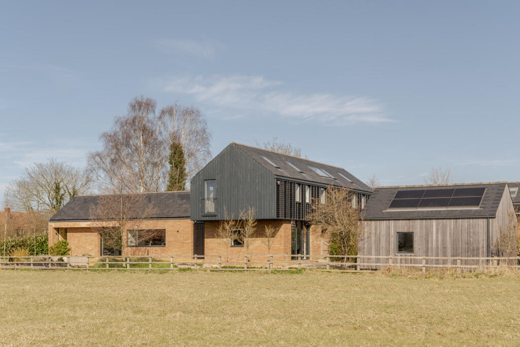 Main image of property: Loxley Stables, Long Marston, Hertfordshire