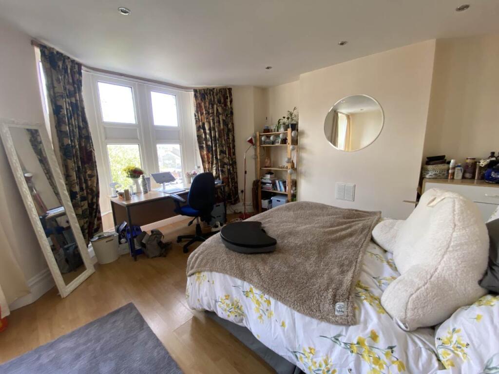 House in Cardiff - View 2