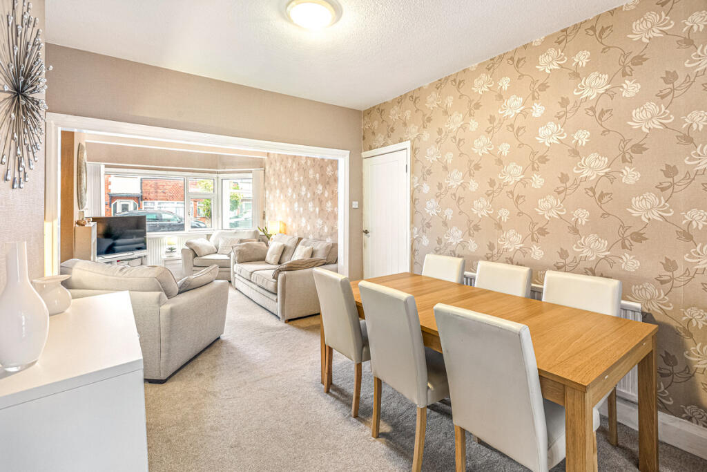 House in Blaby, Thorpe Astley, Braunstone - More