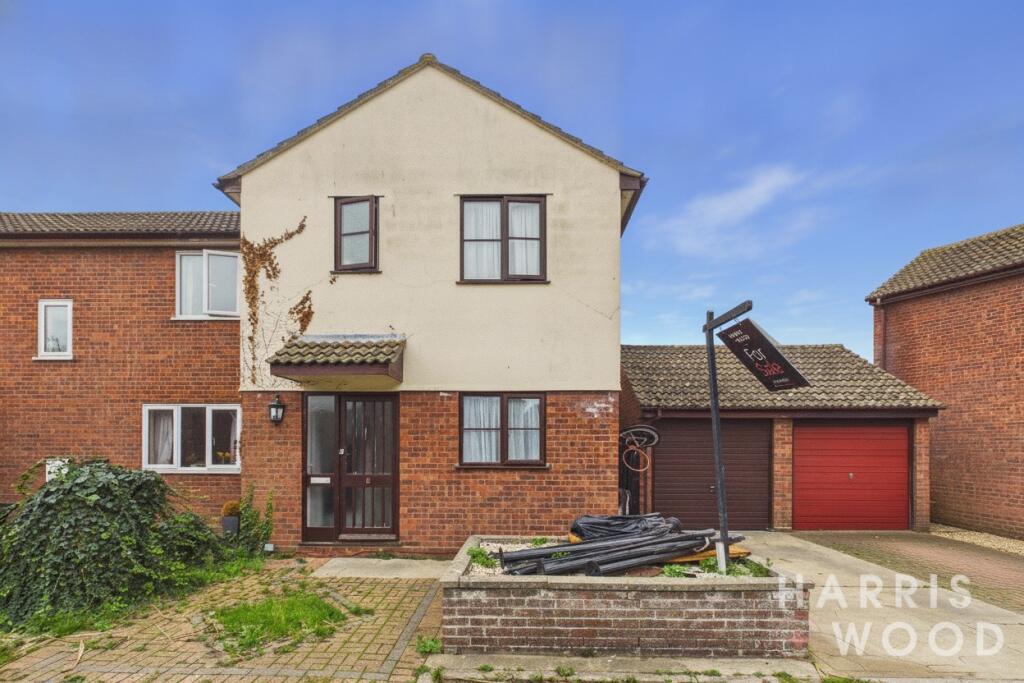 Main image of property: Raglan Mews, Clacton-On-Sea, Essex, CO15