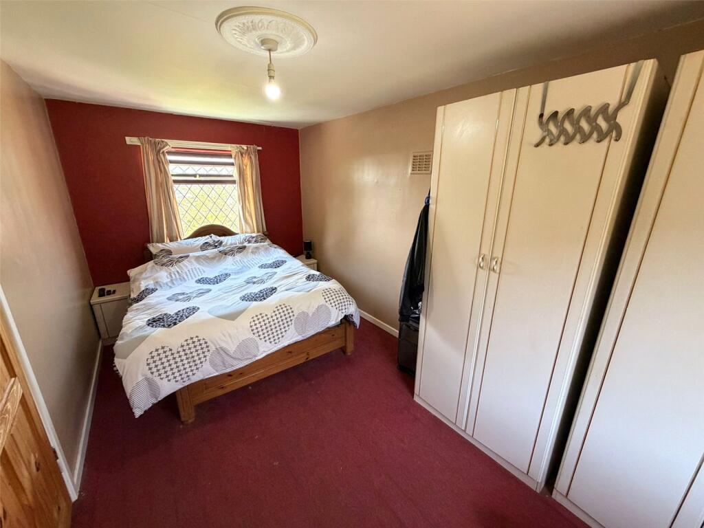 House in Bolton, Horwich - More