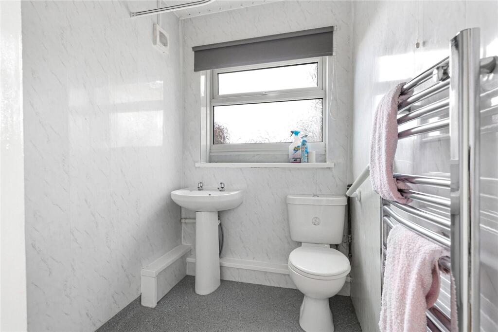 House in Stockton-on-Tees, Ormesby Bank, Normanby - View 5