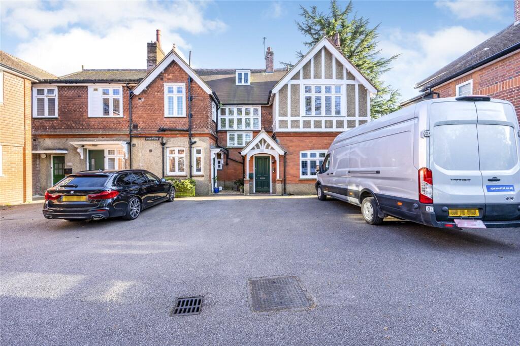 Wickwood Court, Sandpit Lane, St. Albans, AL1