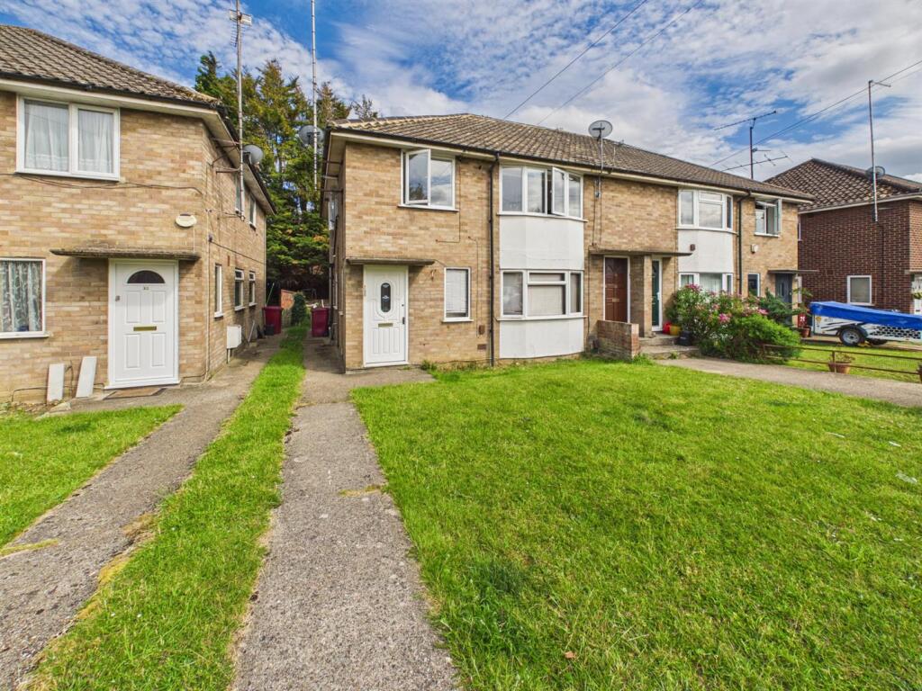Main image of property: Ivydene Road, Reading