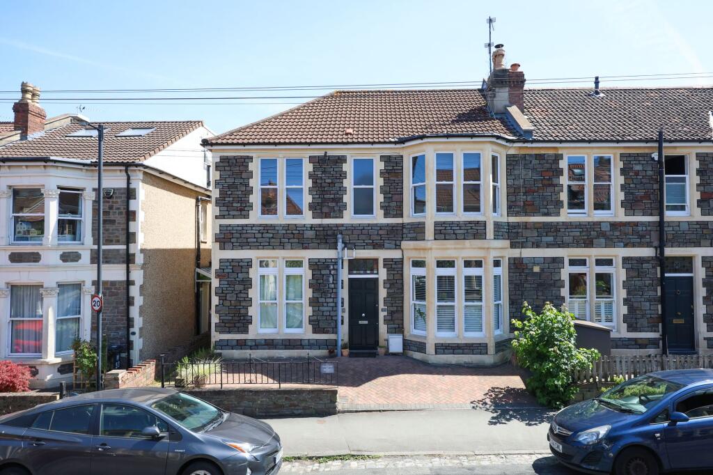 Main image of property: Kennington Avenue, Bishopston, BS7