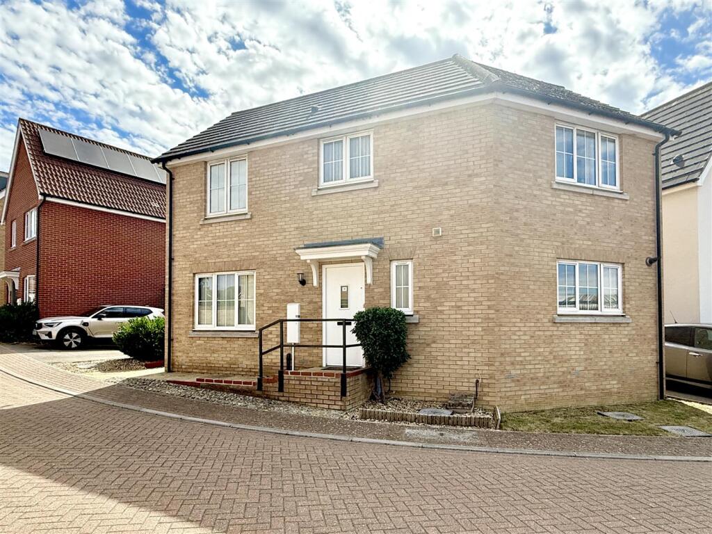 Main image of property: Song Thrush Close, Stowmarket