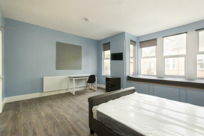 House in Nottingham, Radford - View 2
