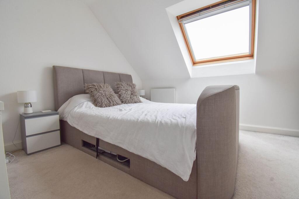 Walford Grove, Kempston, MK42 photo 4