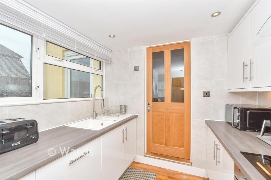 House in Ashford, South Willesborough, South Willesborough and Newtown - View 5
