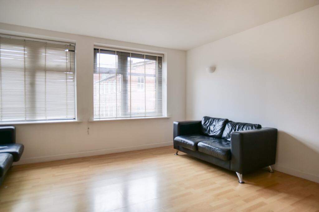 Apartment in Leeds - View 4