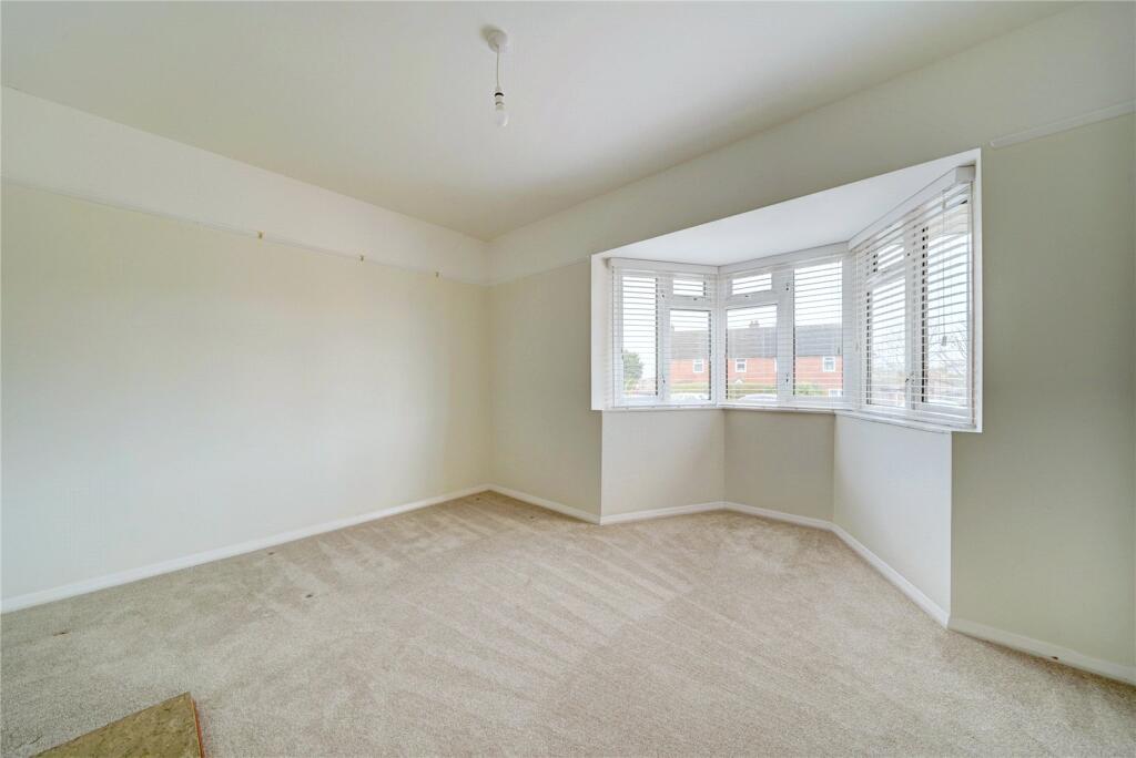 Stalls Farm Road, Droitwich, Worcestershire, WR9 - View 5