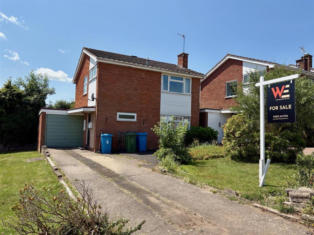 Main image of property: Stoneleigh Gardens, Codsall, Wolverhampton
