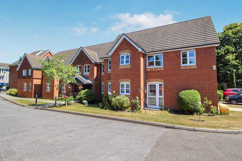 Main image of property: RETIREMENT APARTMENT, HILLCROFT COURT