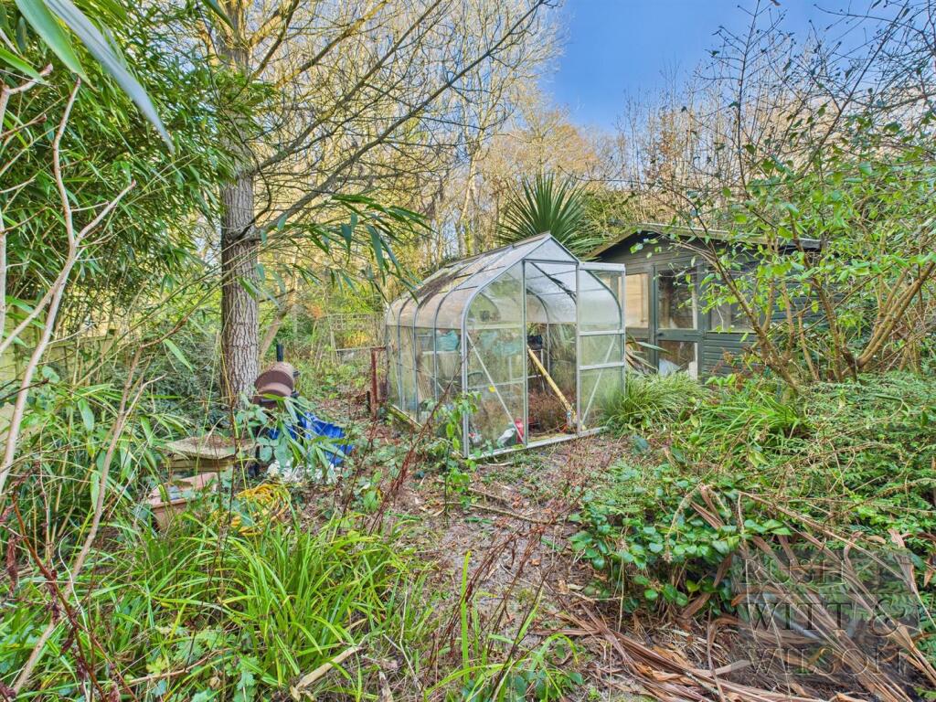 Main image of property: Canadia Road, Battle