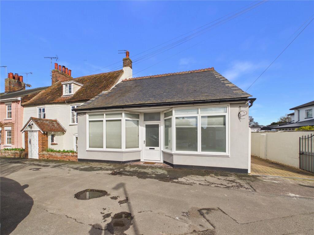 Main image of property: The Street, Kirby-le-Soken, Frinton-on-Sea, Essex, CO13