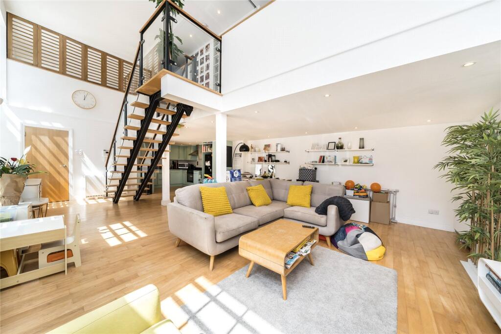 Main image of property: Hanover Place, Bow, London, E3