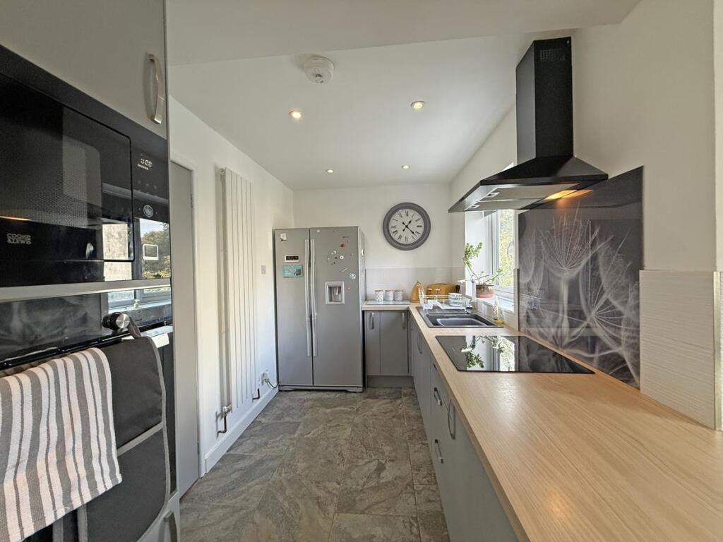 House in Plymouth, Holly Park - View 4