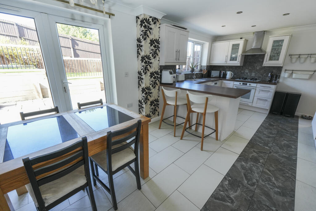 Additional image 2 of Taylor Way, Oldbury, B69