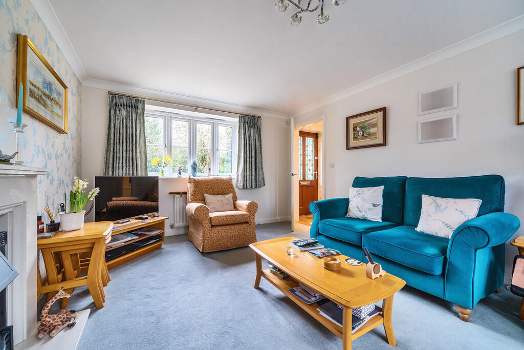 House in Redhill - More