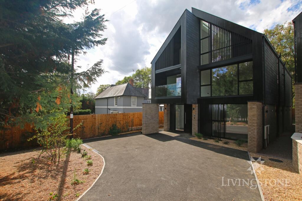 Main image of property: Carisbrooke Road, Knighton, LE2 3PF