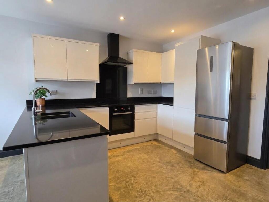 House in Northampton - View 4