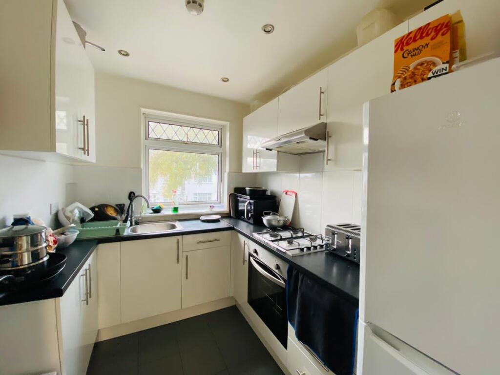 House in Harrow - View 4