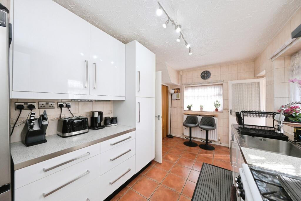 House in Nottingham, Old Basford - More