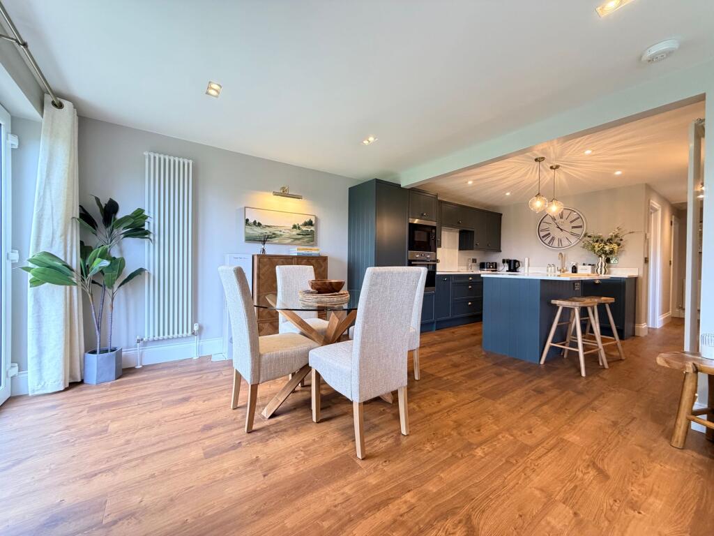 House in York - View 5