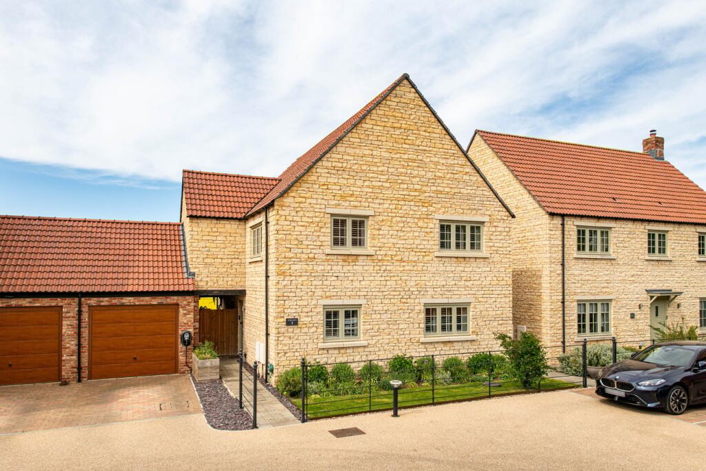 Main image of property: Stable Close, Rode, BA11