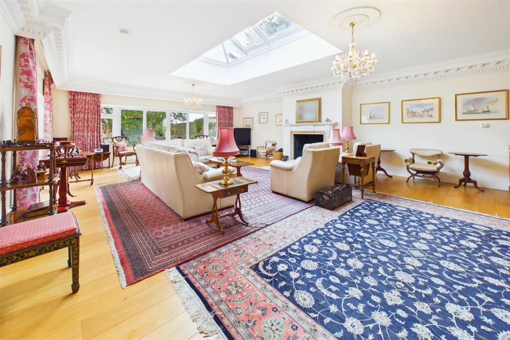 House in Ipswich - View 4