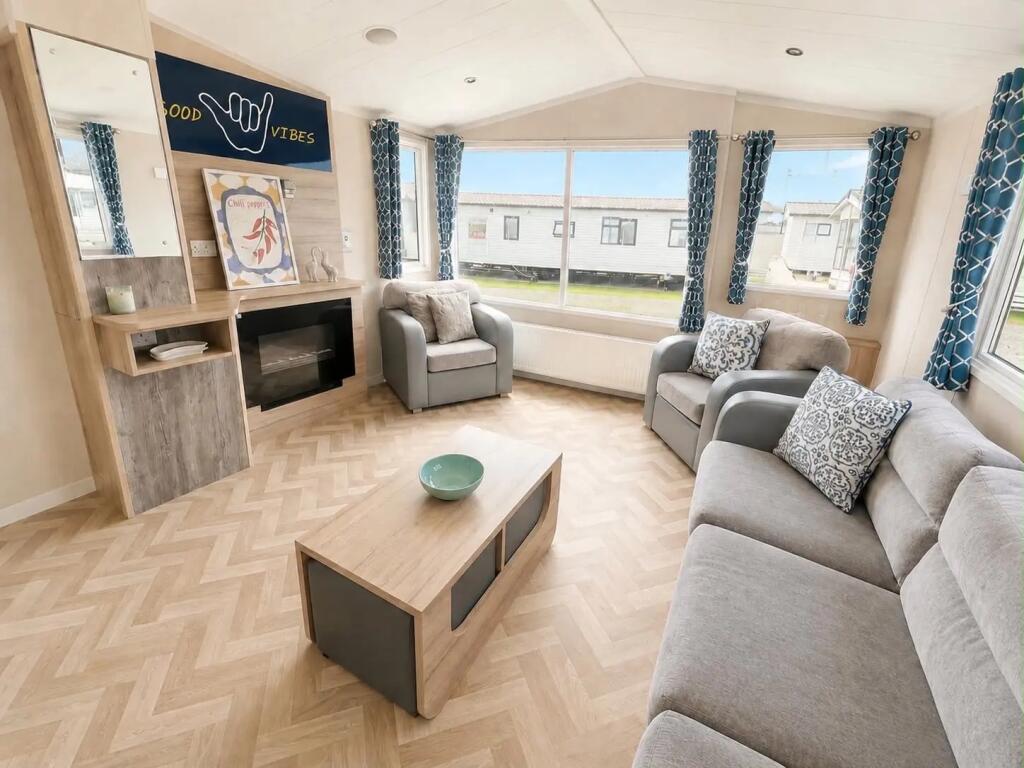 2-bed caravan on 2017 Swift Surfshack, New Beach Holiday Park, Dymchurch, Romney Marsh, Kent, TN29 0JX, £41,995