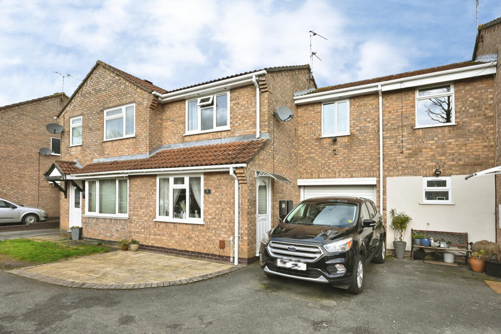 Main image of property: Yarrow Close, Hamilton, Leicester, Leicestershire