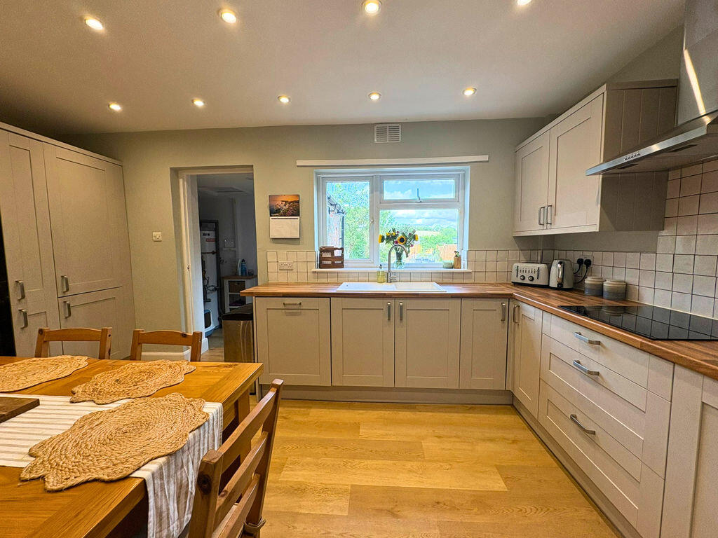 House in Lambourn, West Berkshire - View 5