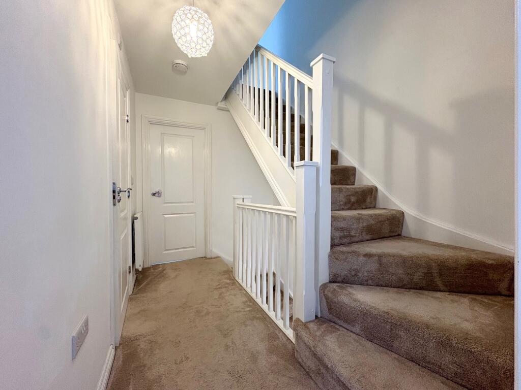 House in Dudley - View 4
