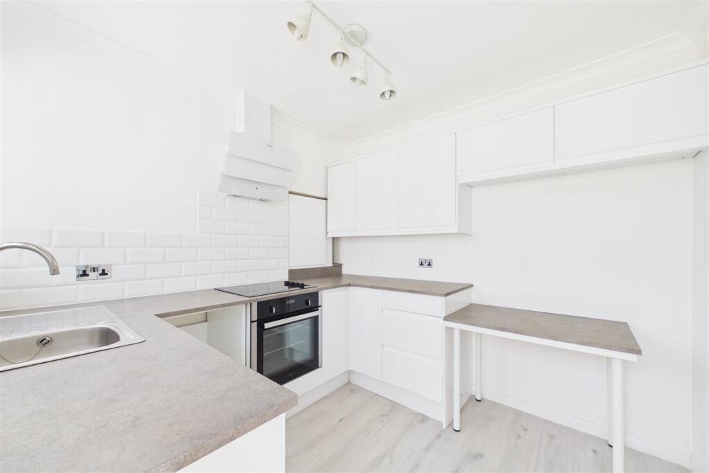 House in Arun, Aldwick - View 3