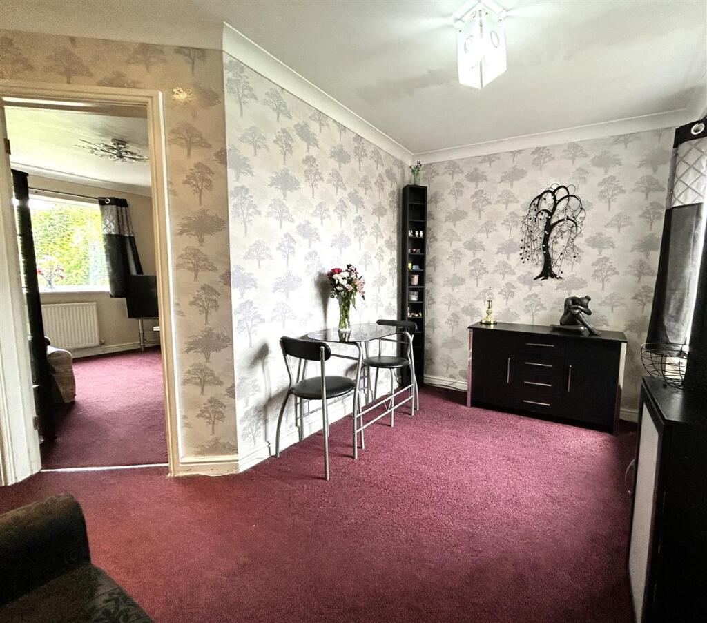 Weavers Close, Belper photo 2