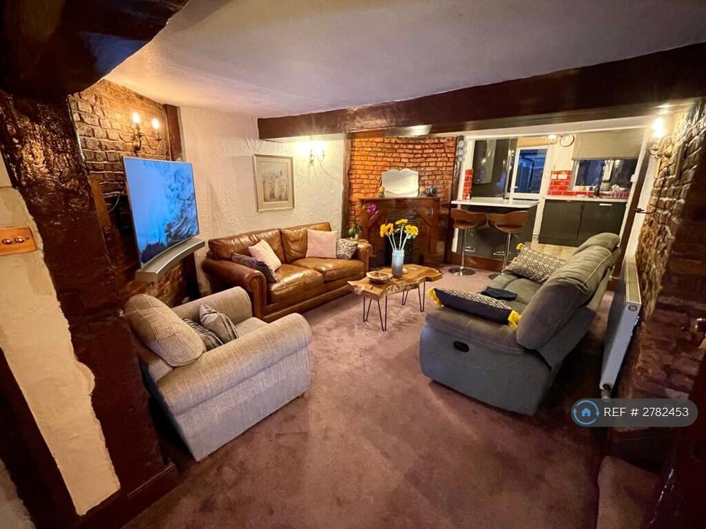 Main image of property: Hare Lane, Gloucester, GL1