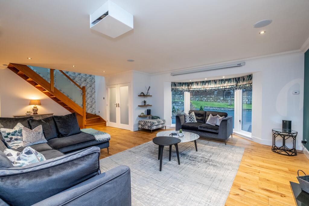 Avalon, 3 Bank Lane, Maud, Aberdeenshire, AB42 4NW photo 4