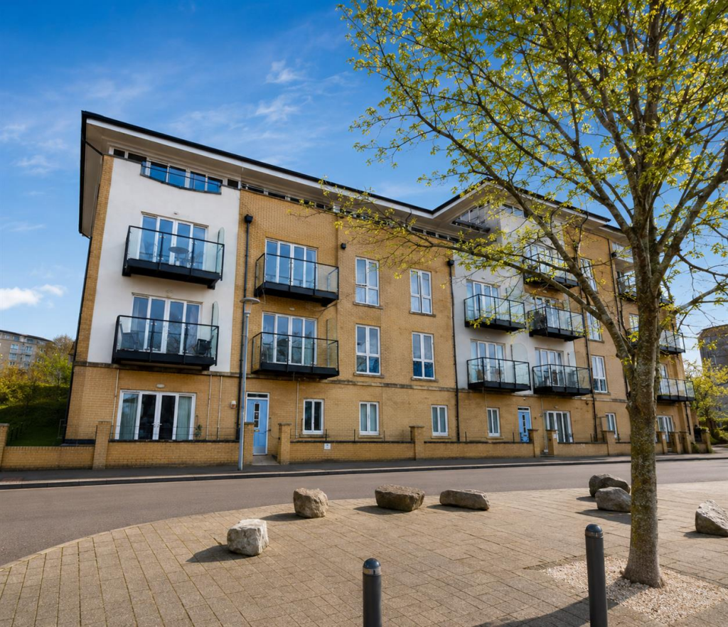 Main image of property: Lockside, Portishead, Bristol
