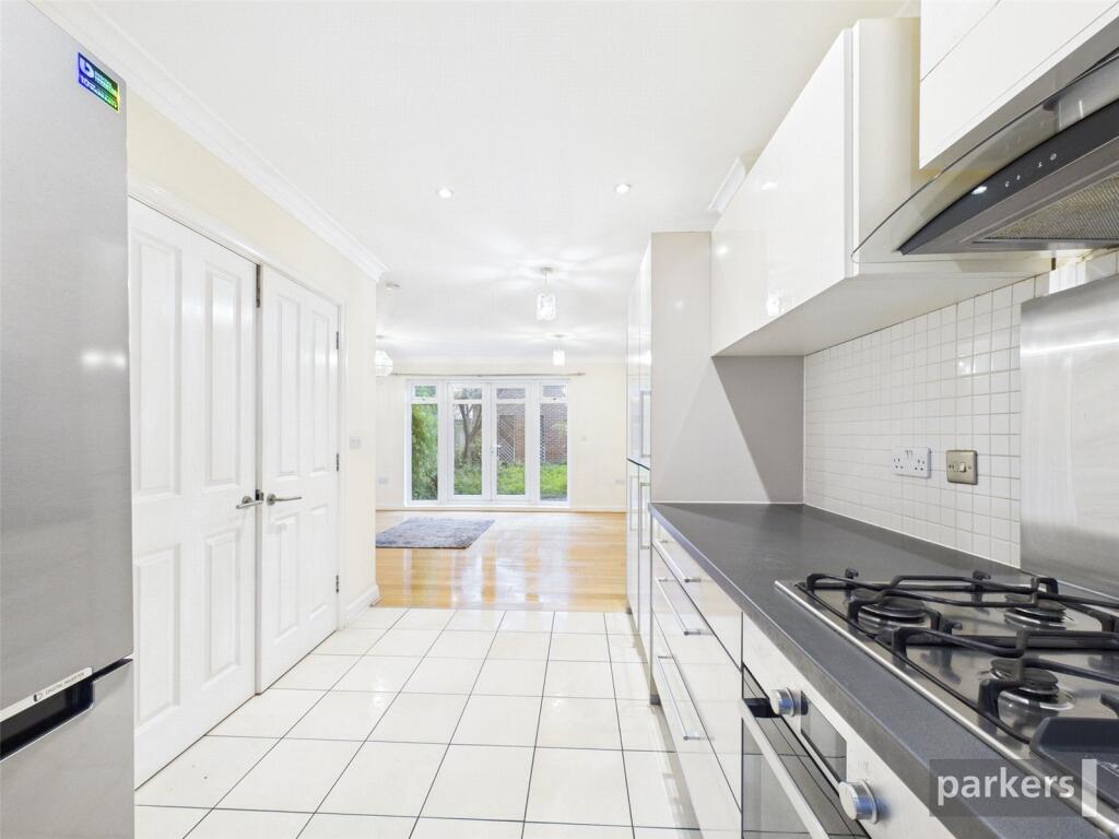 Gabriels Square, Lower Earley, Reading, Berkshire, RG6 photo 4