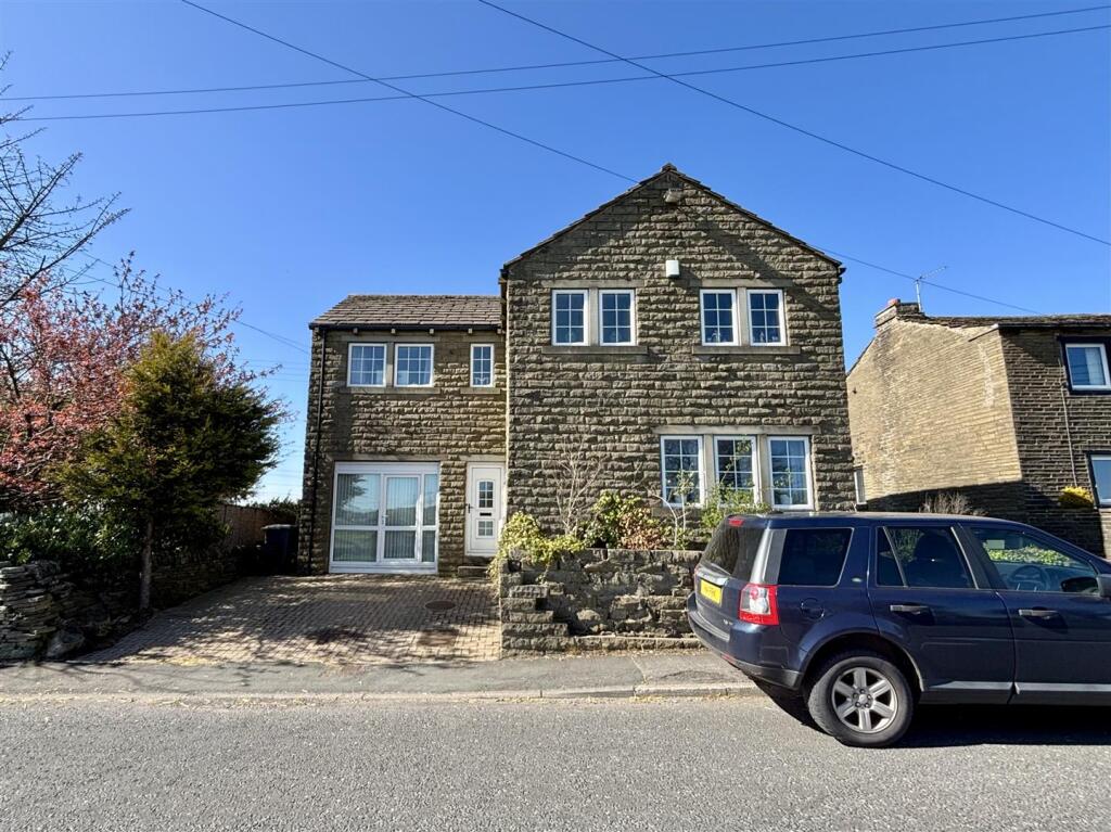 Main image of property: Well Heads, Thornton, Bradford